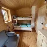 Tanas Almhuette * Flattnitz