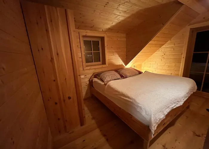 Tanas Almhütte * Flattnitz